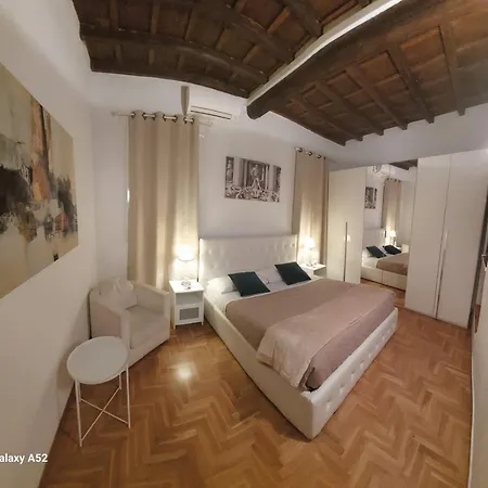 Bijoux De Navona Luxury Apartmán *